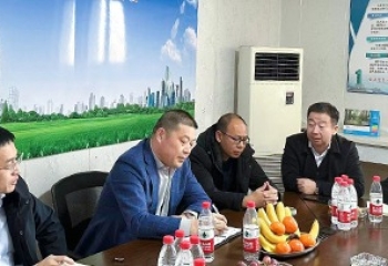 趙仕軍董事長參加大連門窗行業(yè)協(xié)會常務(wù)理事會議